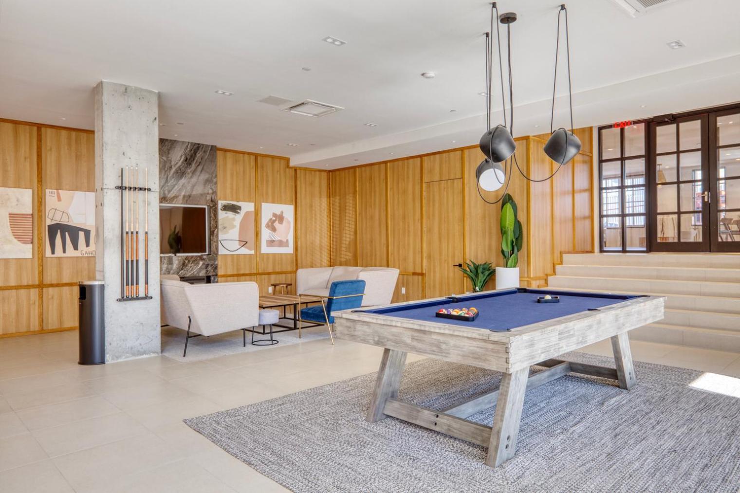 Dumbo 2br W Wd Roof Gym Nr Timeout Building Nyc-957