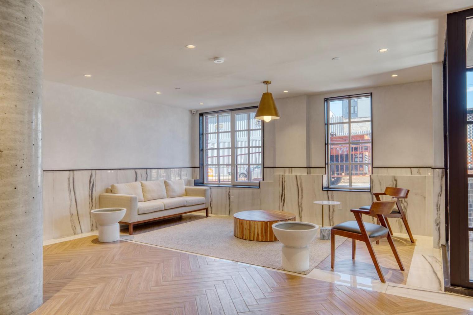Dumbo 2br W Wd Roof Gym Nr Timeout Building Nyc-957