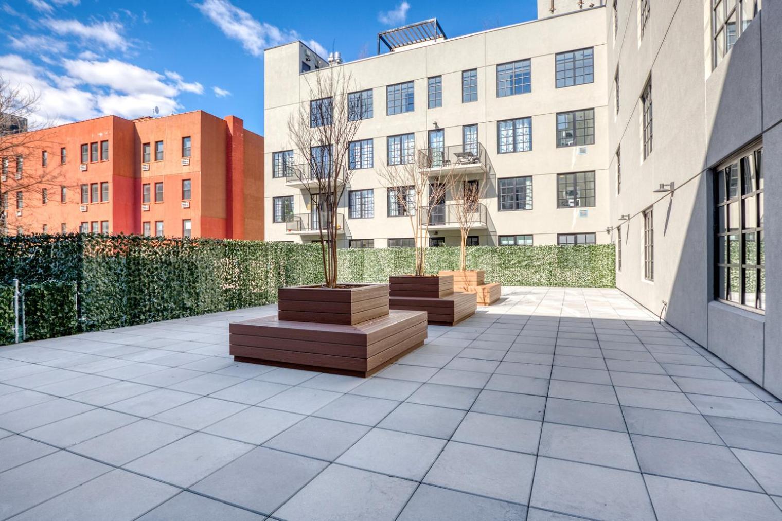 Dumbo 2br W Wd Roof Gym Nr Timeout Building Nyc-957 New York