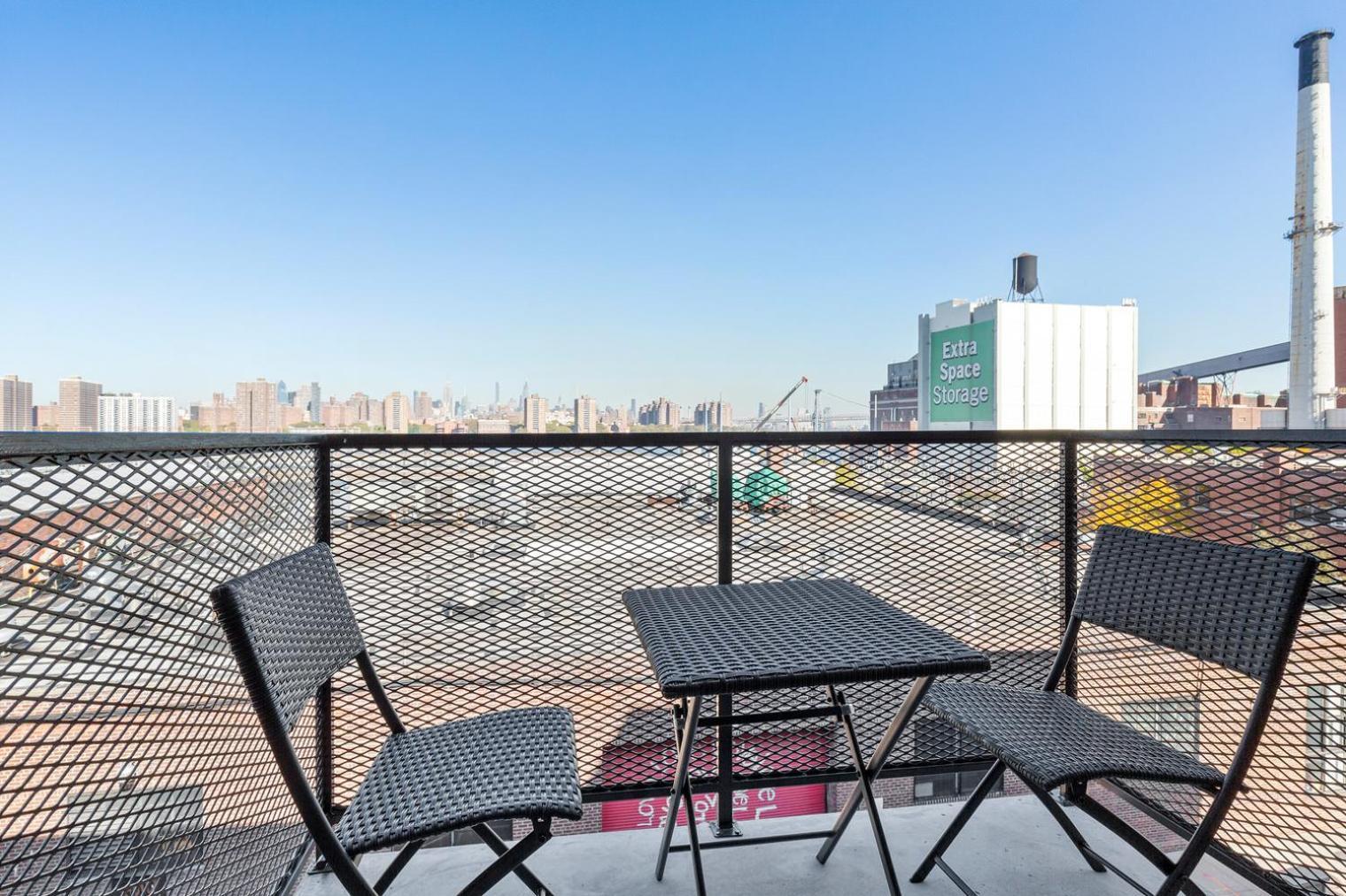 Dumbo 2br W Wd Roof Gym Nr Timeout Building Nyc-957 New York
