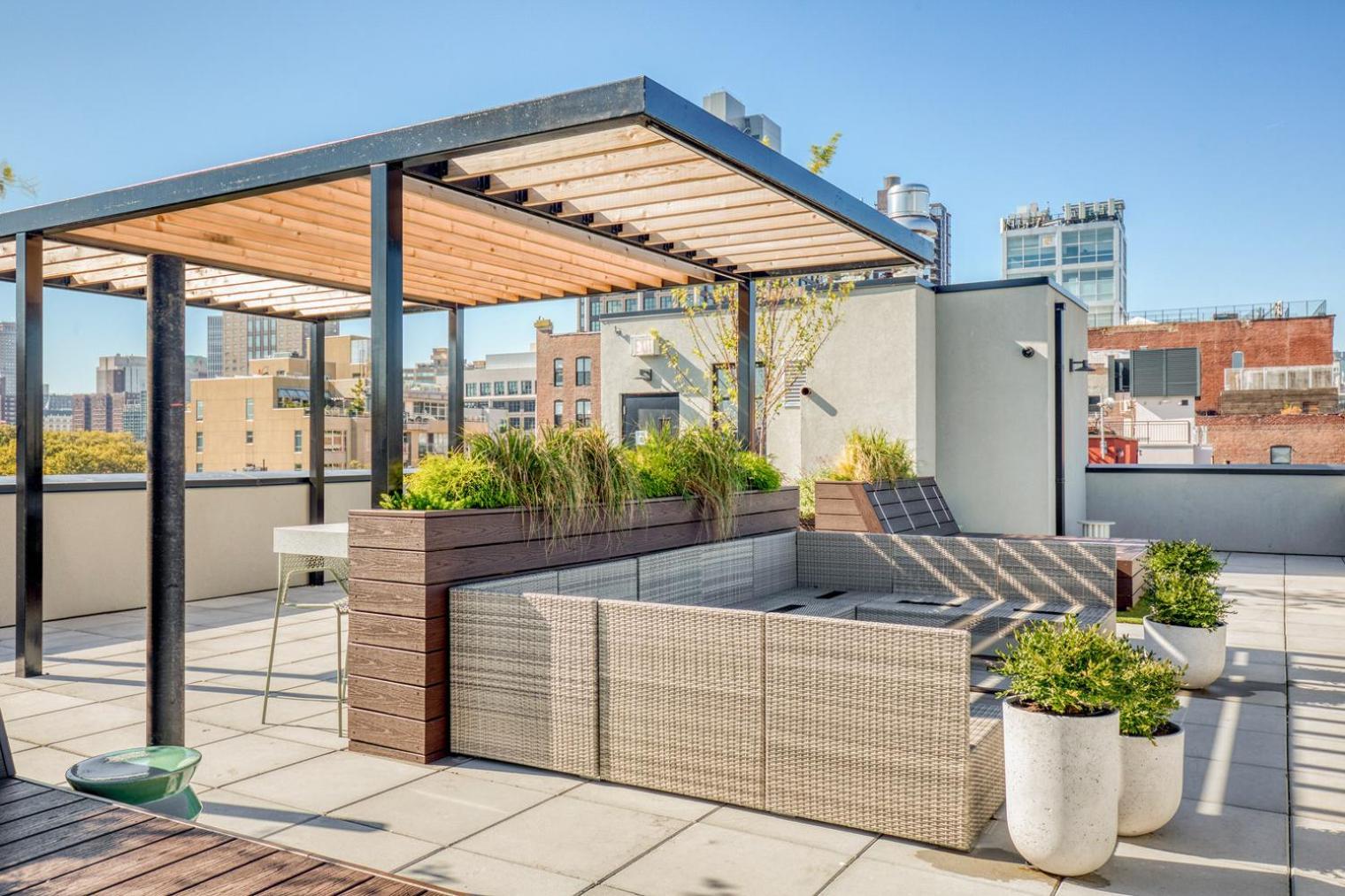 Dumbo 2br W Wd Roof Gym Nr Timeout Building Nyc-957 New York